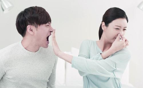 去口臭不一定要吃药，推荐这7种食物，帮你轻松去口臭！